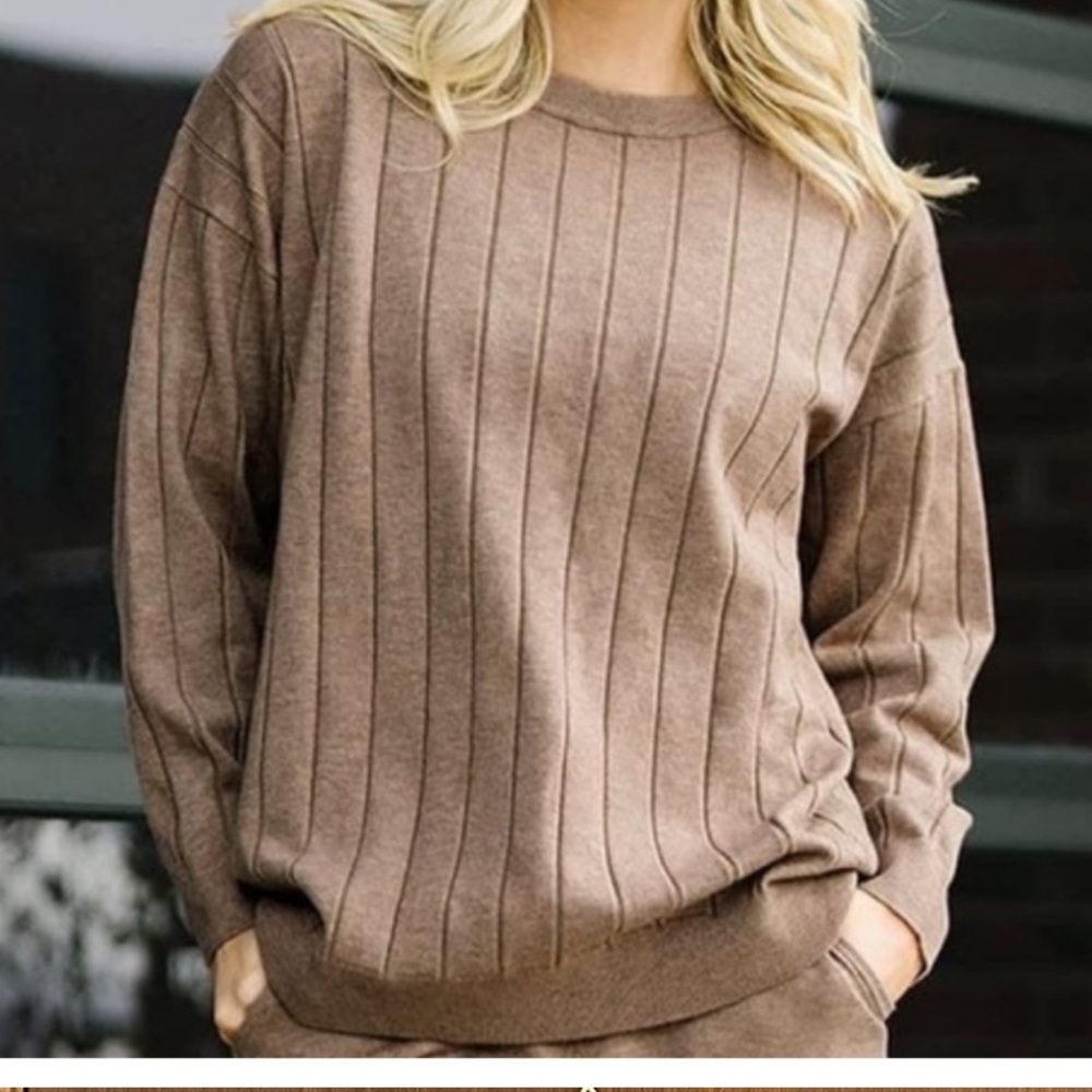 NWT Zyia Mocha Elodie Ribbed Sweater Size (M)